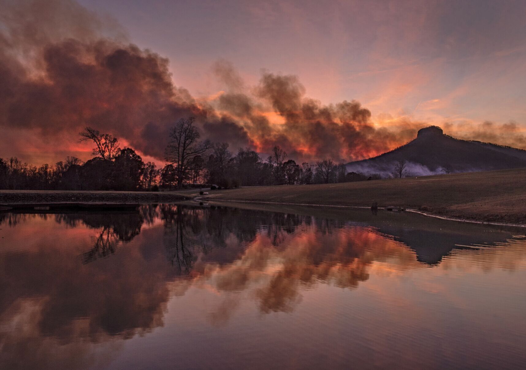 Pilot Mountain Fire